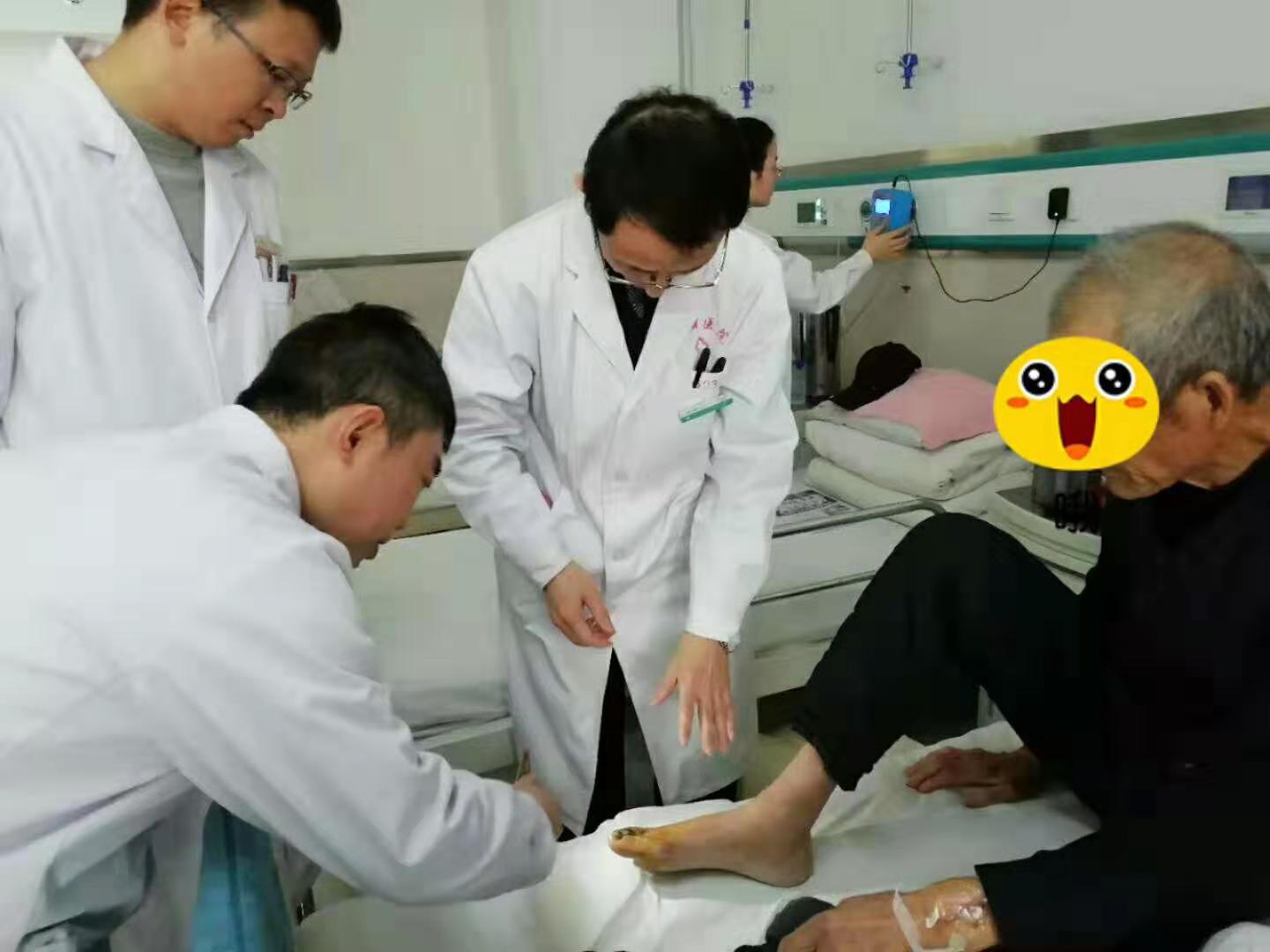 周围血管专家刘风华：下肢静脉血栓该如何治疗_凤凰网视频_凤凰网